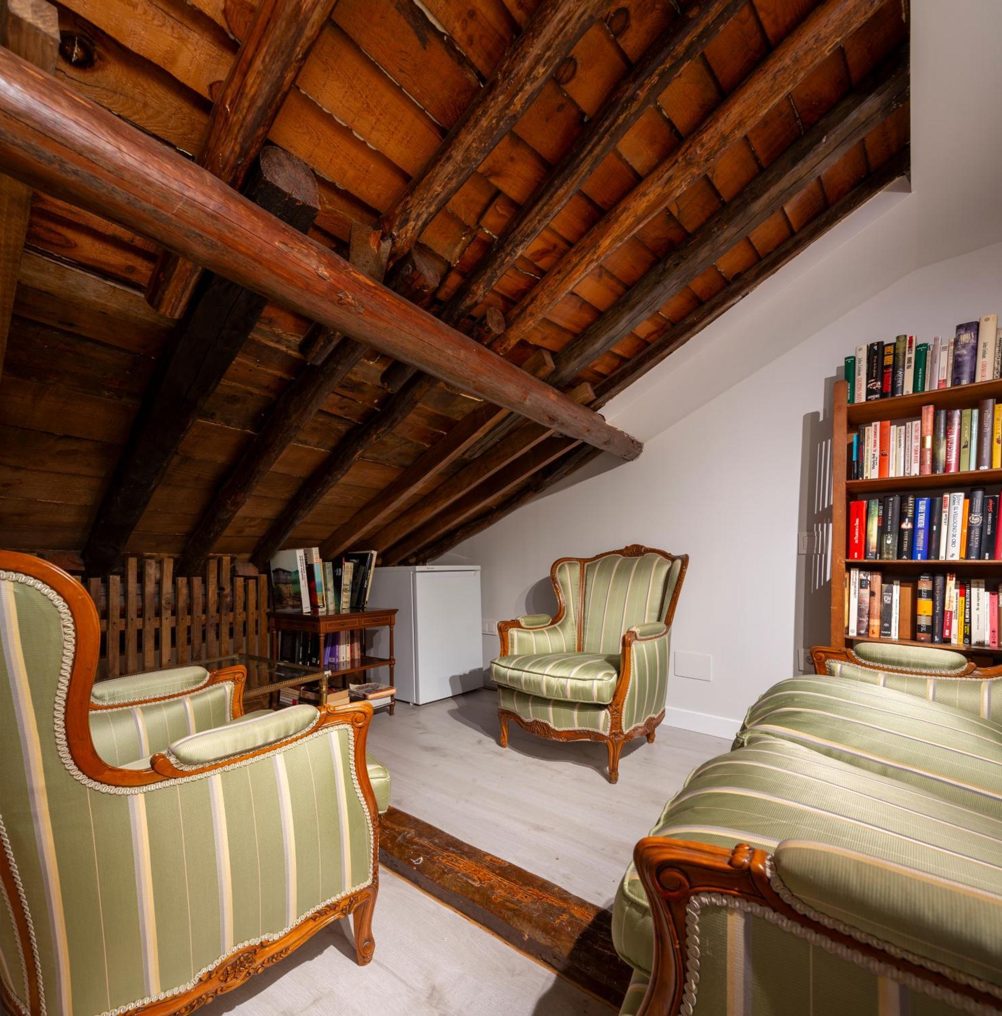 Apartamento Altior Catedral Homes Ávila エクステリア 写真